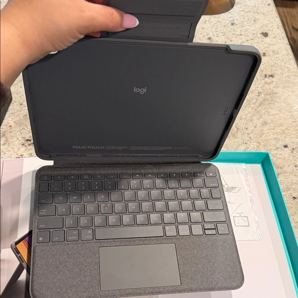Logitech Folio Touch Keyboard Case for iPad Air - Grey